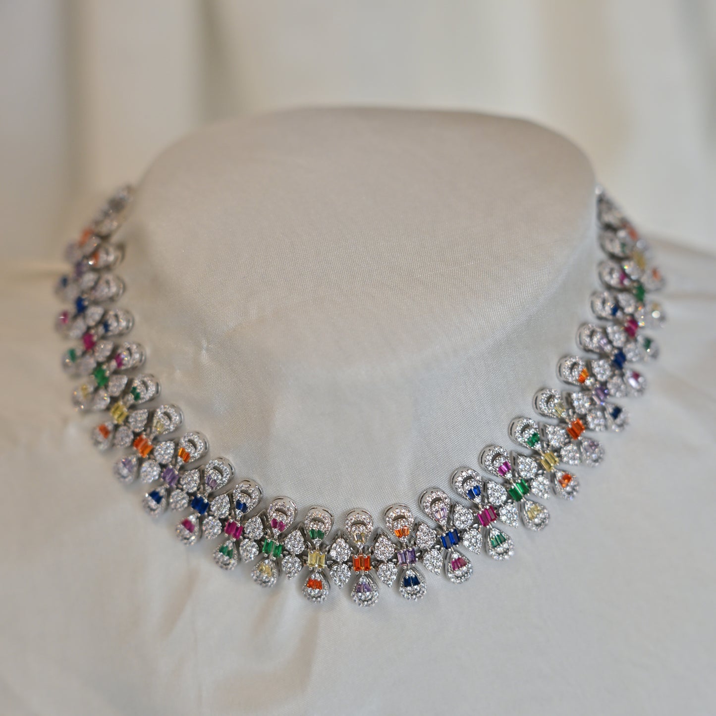 Nova Spark Choker Set with Earings and Bracelet