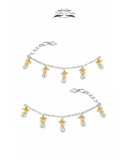 Gulnaar Pearl Anklet