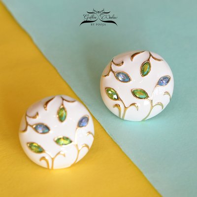 White Western Round Studs