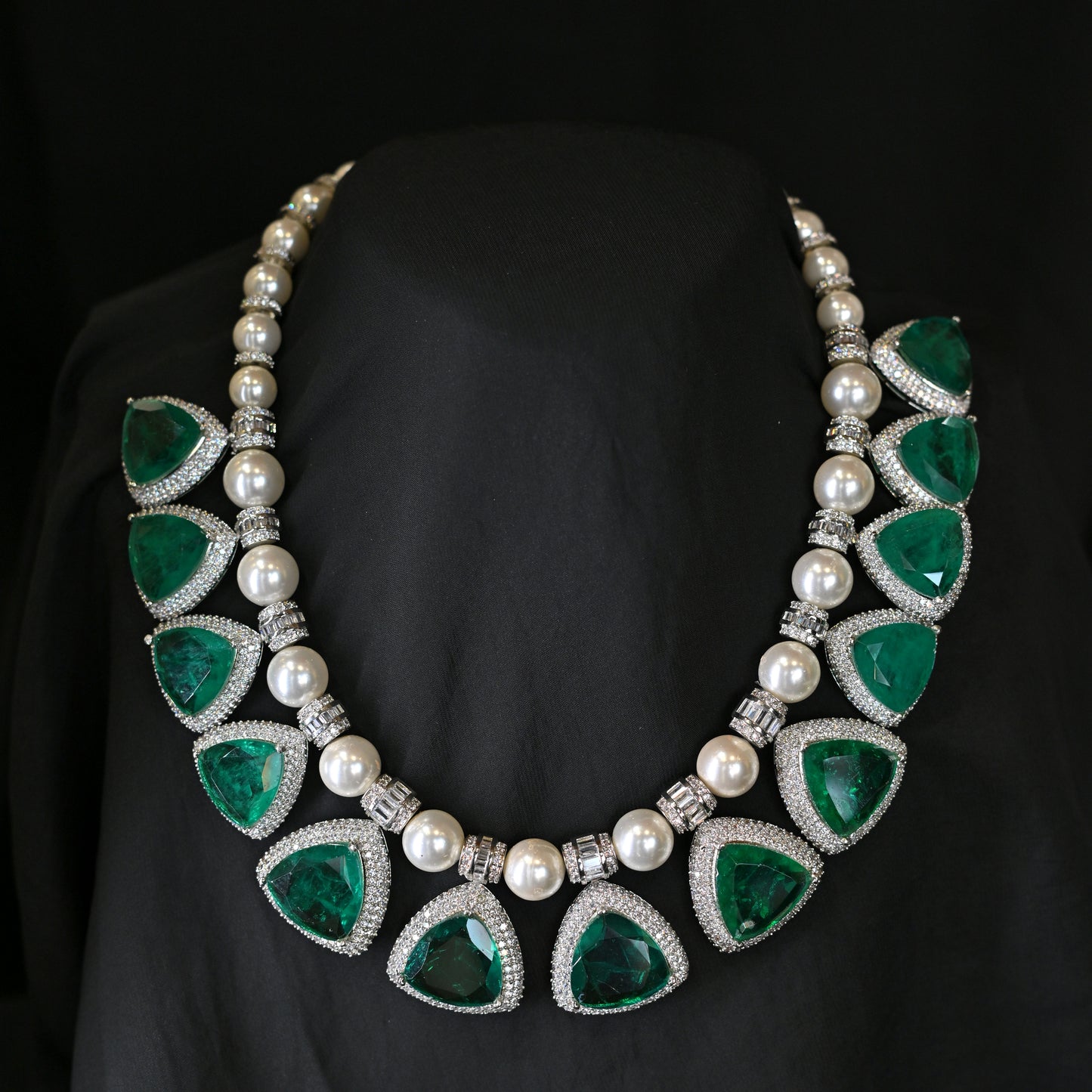 Auréa Emerald Set