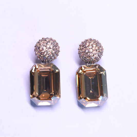 Gleaming Grace Studs