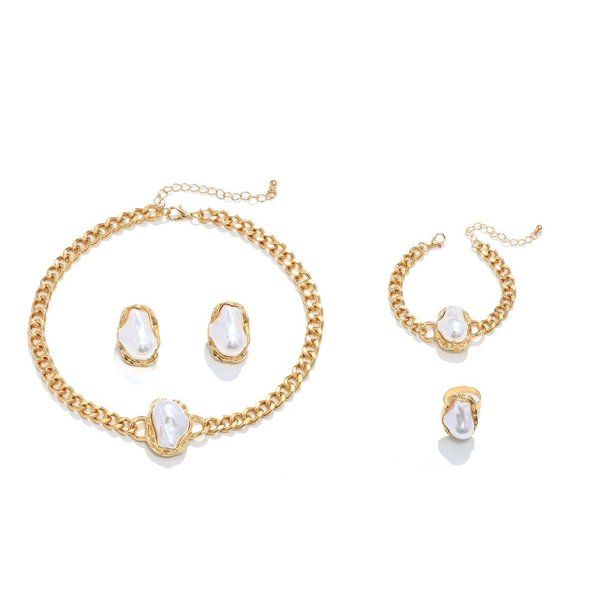Classic Pearl Chain Set