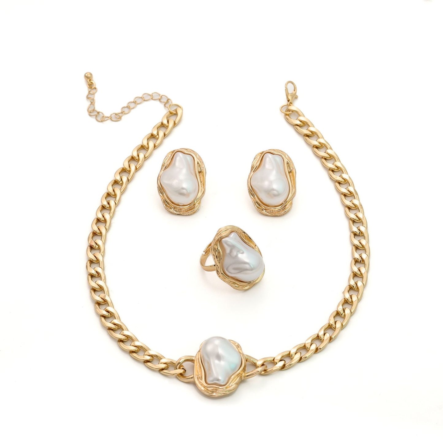 Classic Pearl Chain Set