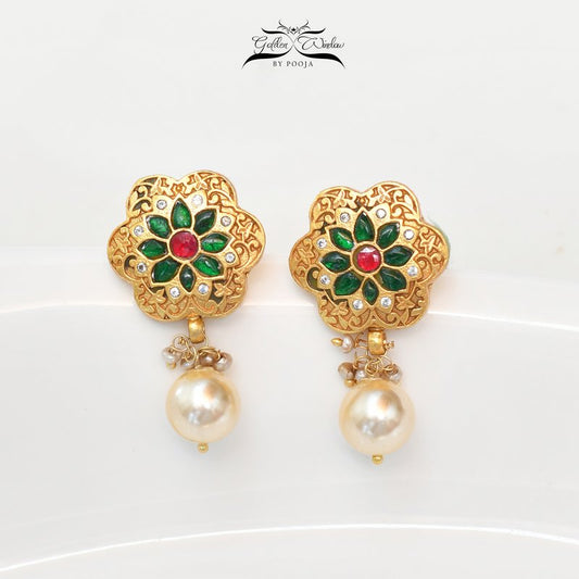 Flower Earring With White Pearl